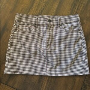 American Eagle Outfitters Houndstooth Mini Skirt - Black and White